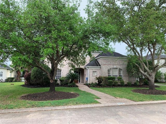 19818 Parkwater Circle, Katy, TX 77450