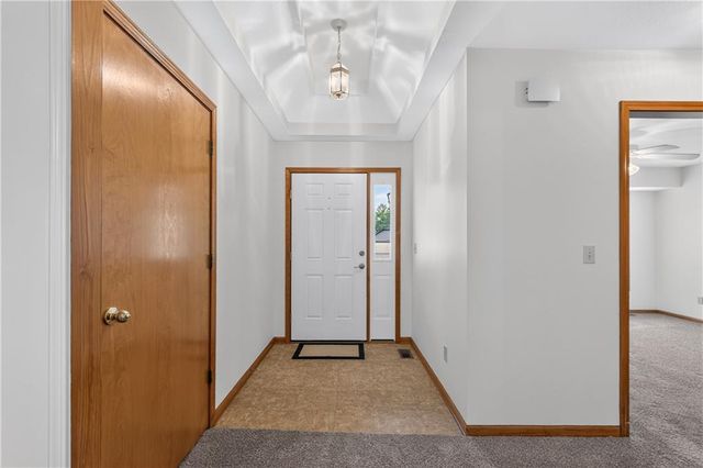 705 Pine Crest Avenue, Kearney, MO 64060