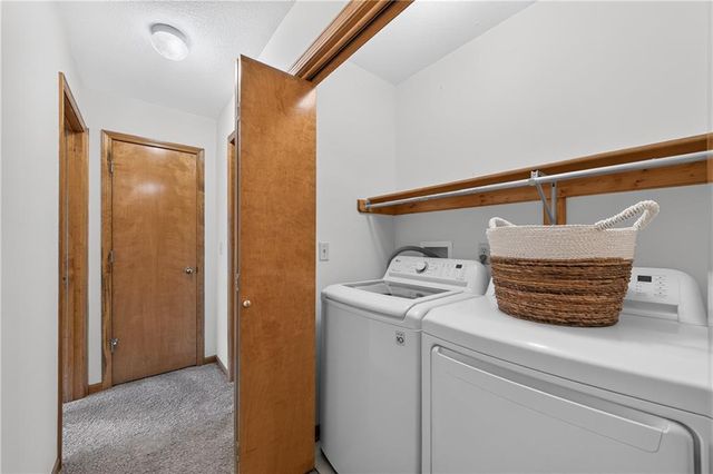 705 Pine Crest Avenue, Kearney, MO 64060