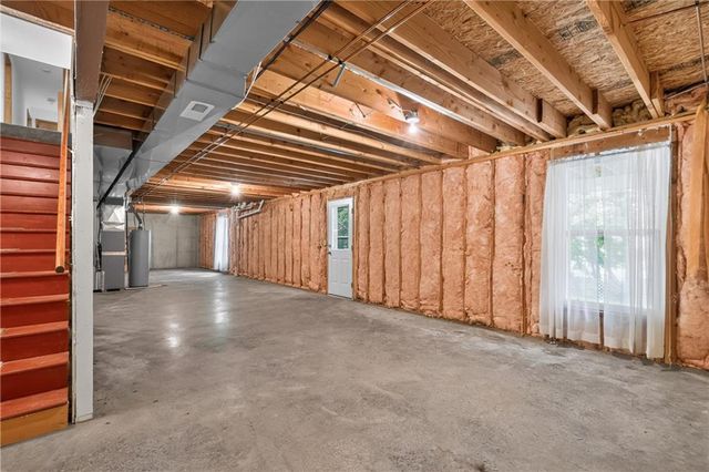 705 Pine Crest Avenue, Kearney, MO 64060