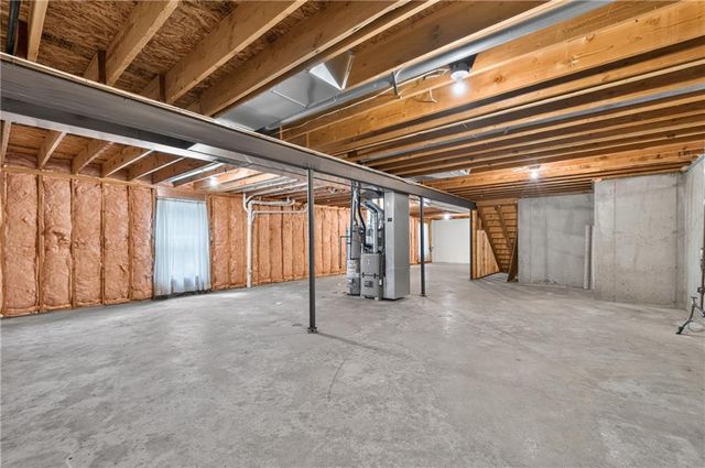 705 Pine Crest Avenue, Kearney, MO 64060