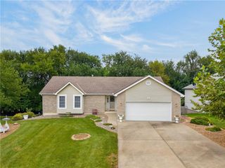 705 Pine Crest Avenue, Kearney, MO 64060