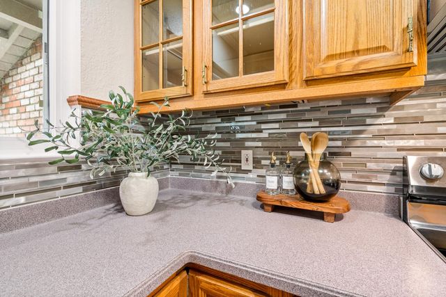 2440 Tipperary Avenue, South San Francisco, CA 94080