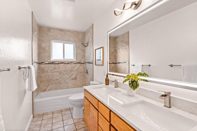 2440 Tipperary Avenue, South San Francisco, CA 94080