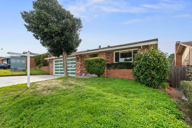 2440 Tipperary Avenue, South San Francisco, CA 94080