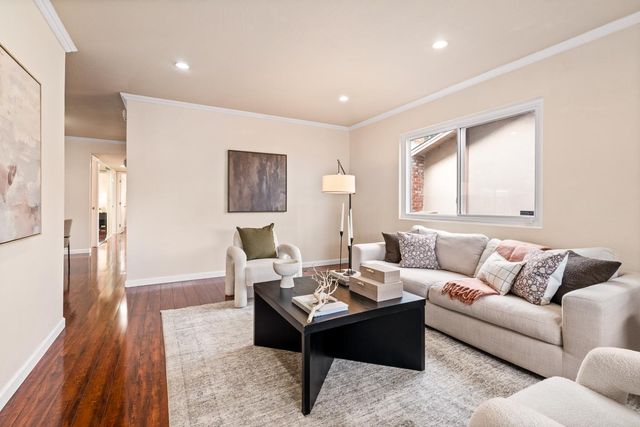 2440 Tipperary Avenue, South San Francisco, CA 94080