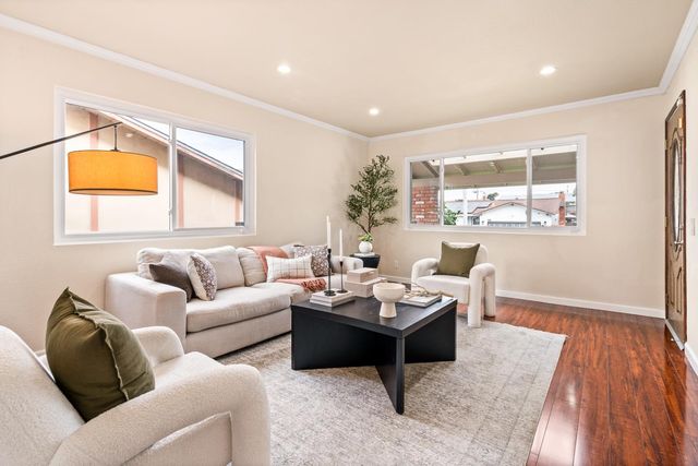 2440 Tipperary Avenue, South San Francisco, CA 94080