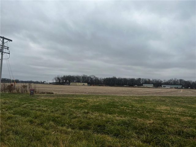 15025 Jesse James Farm Road, Kearney, MO 64060