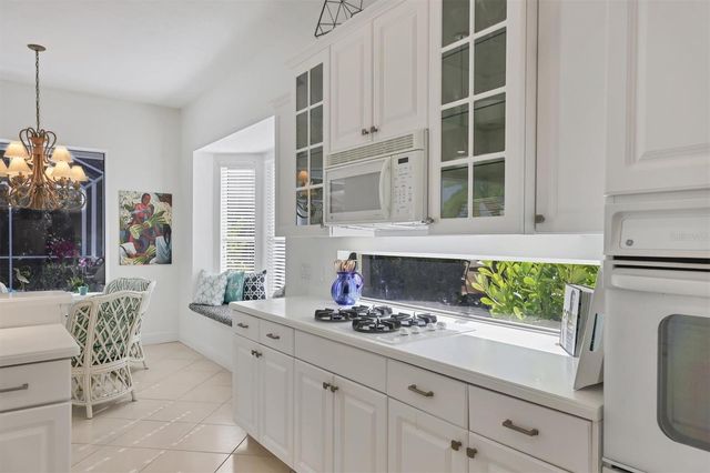 8135 ABINGDON COURT, University Park, FL 34201