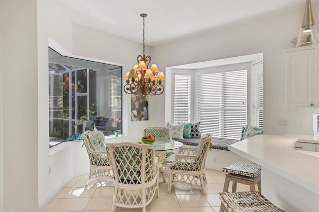 8135 ABINGDON COURT, University Park, FL 34201