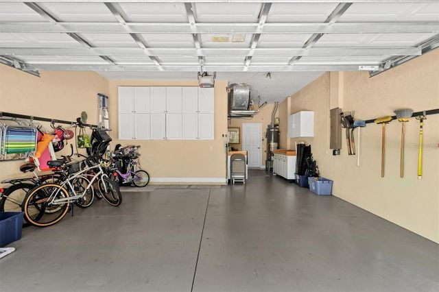 8135 ABINGDON COURT, University Park, FL 34201