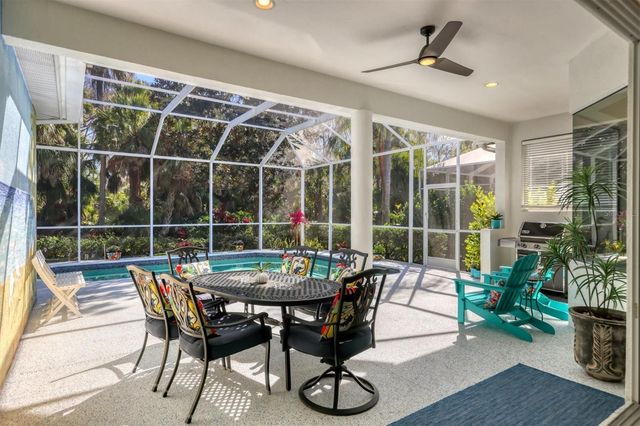 8135 ABINGDON COURT, University Park, FL 34201