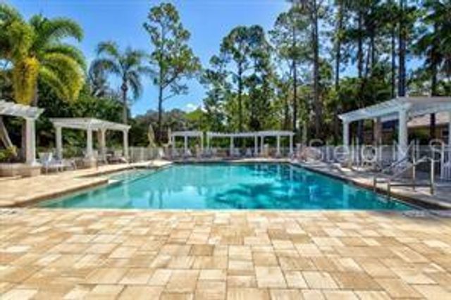 8135 ABINGDON COURT, University Park, FL 34201