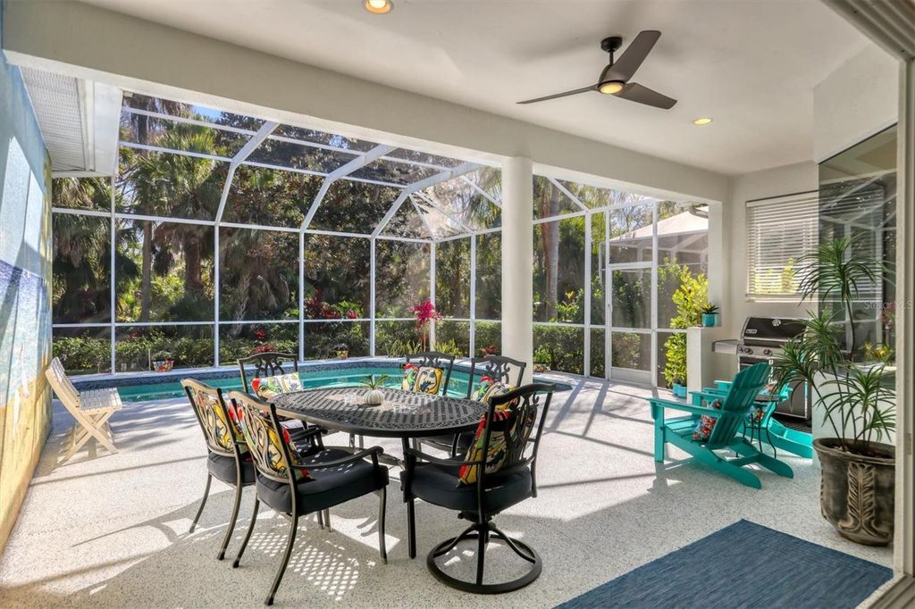 Image 28 of property listing at 8135 ABINGDON COURT, University Park, FL 34201