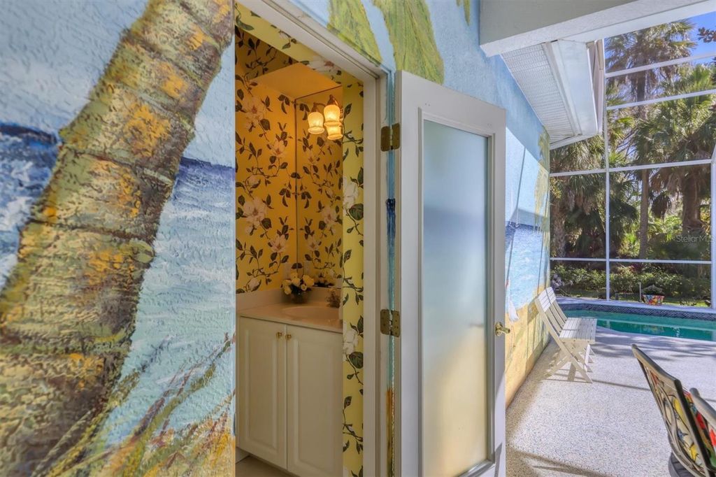 Image 30 of property listing at 8135 ABINGDON COURT, University Park, FL 34201