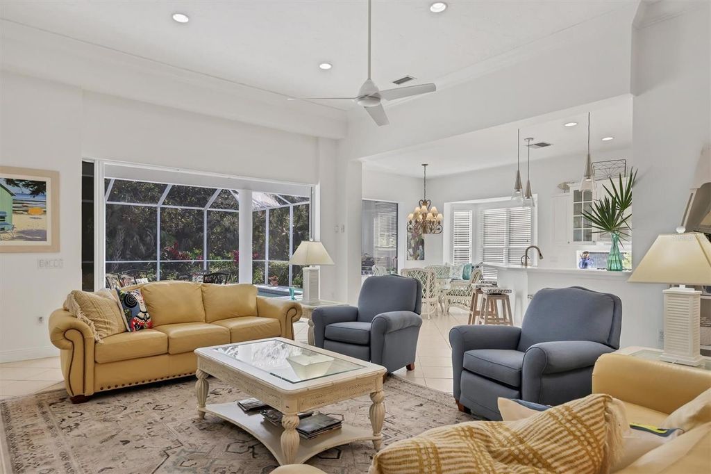 Image 6 of property listing at 8135 ABINGDON COURT, University Park, FL 34201