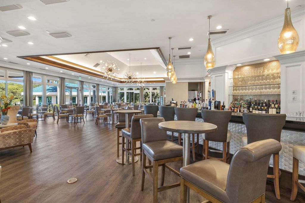 Image 52 of property listing at 8135 ABINGDON COURT, University Park, FL 34201