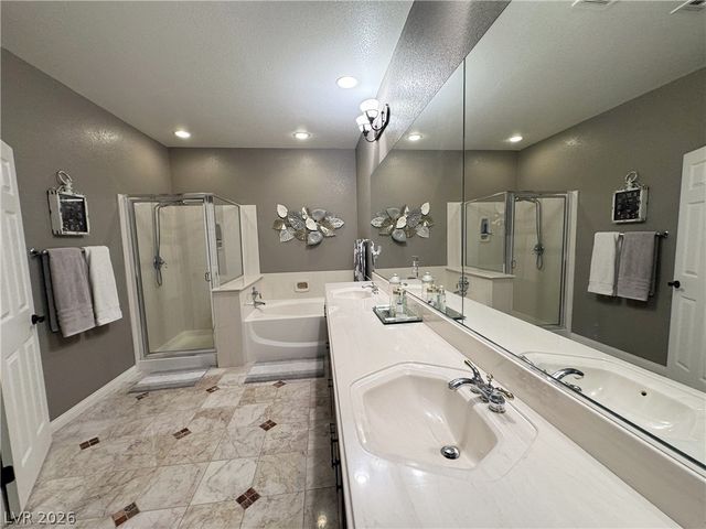 8804 Willow Cabin Street, Las Vegas, NV 89131