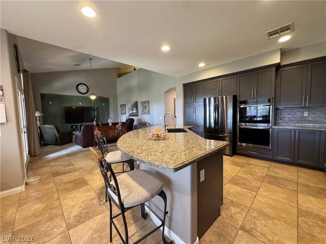8804 Willow Cabin Street, Las Vegas, NV 89131