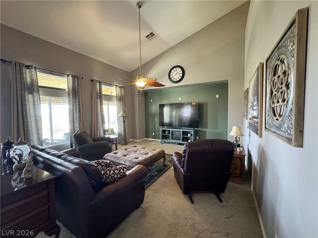 8804 Willow Cabin Street, Las Vegas, NV 89131
