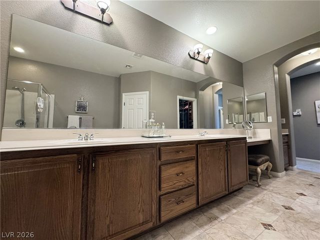 8804 Willow Cabin Street, Las Vegas, NV 89131