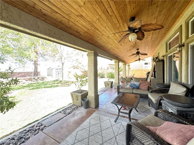 8804 Willow Cabin Street, Las Vegas, NV 89131