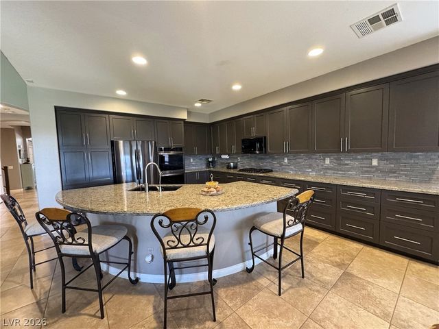 8804 Willow Cabin Street, Las Vegas, NV 89131