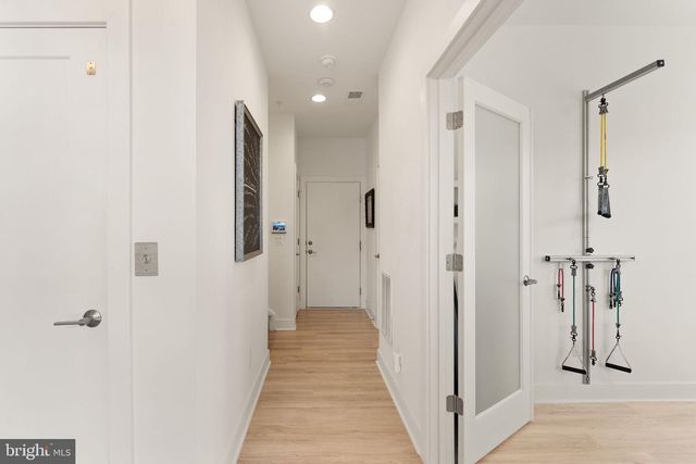 11256 FARADAY PARK DR, Reston, VA 20190