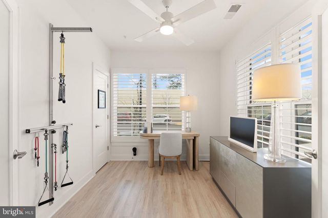 11256 FARADAY PARK DR, Reston, VA 20190