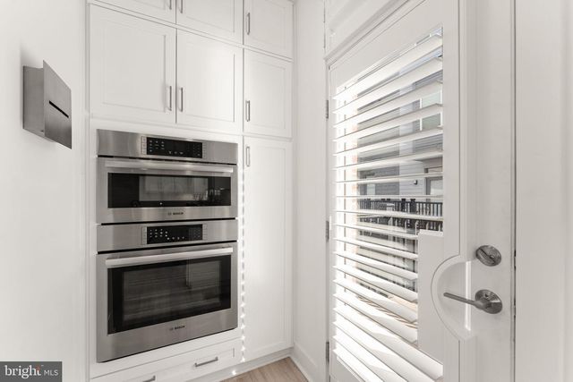 11256 FARADAY PARK DR, Reston, VA 20190