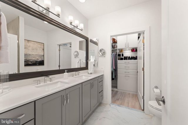 11256 FARADAY PARK DR, Reston, VA 20190