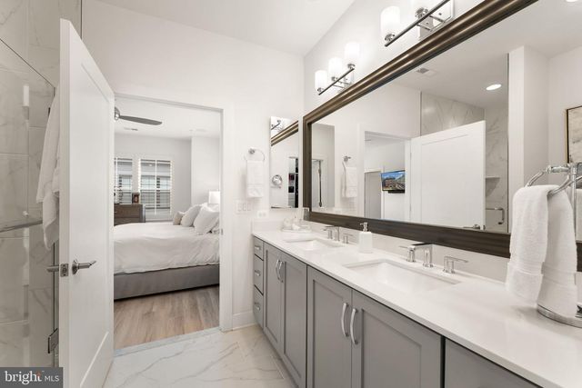 11256 FARADAY PARK DR, Reston, VA 20190