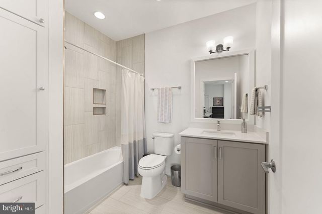 11256 FARADAY PARK DR, Reston, VA 20190