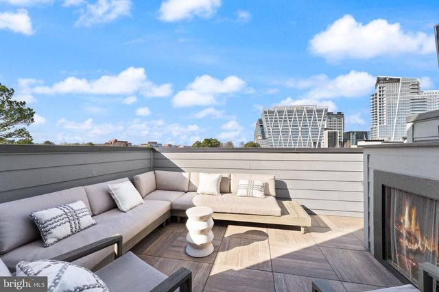 11256 FARADAY PARK DR, Reston, VA 20190