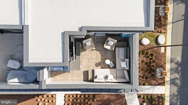 11256 FARADAY PARK DR, Reston, VA 20190