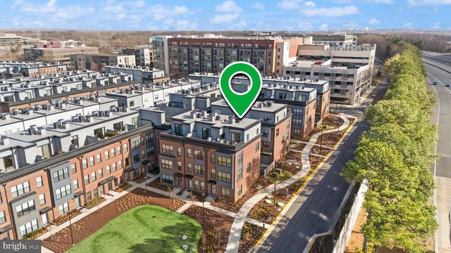 11256 FARADAY PARK DR, Reston, VA 20190