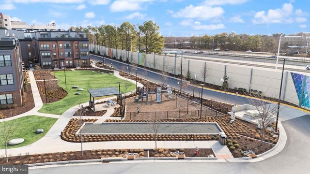 11256 FARADAY PARK DR, Reston, VA 20190