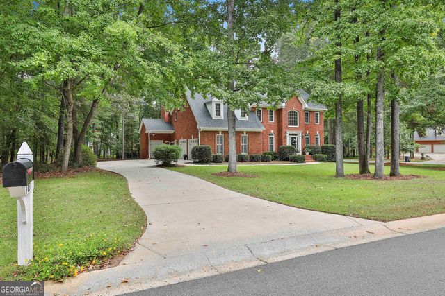403 Dartmouth Place E, Peachtree City, GA 30269