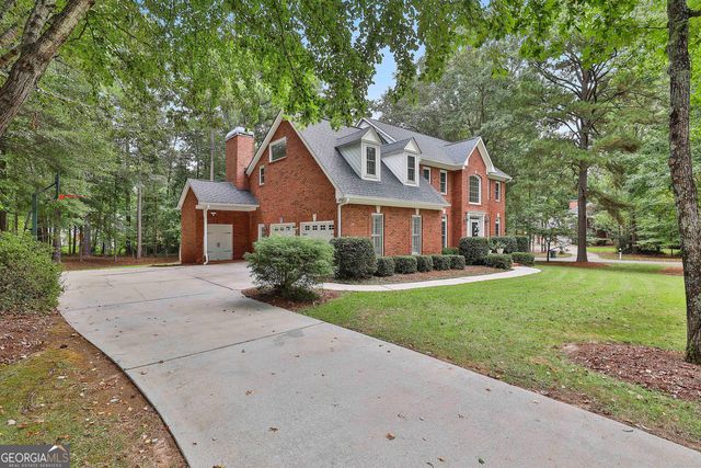 403 Dartmouth Place E, Peachtree City, GA 30269