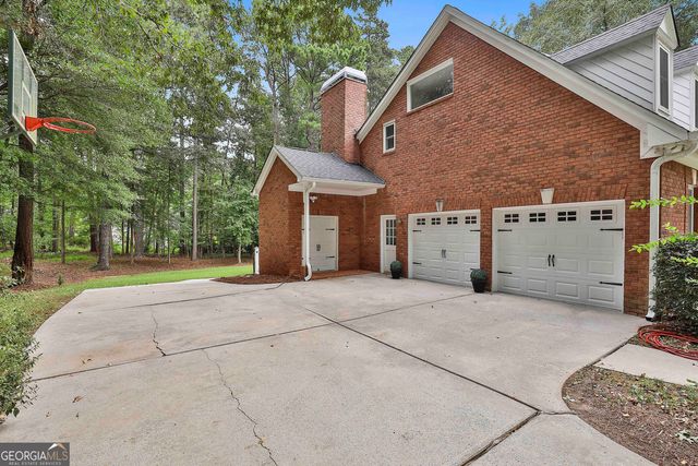 403 Dartmouth Place E, Peachtree City, GA 30269