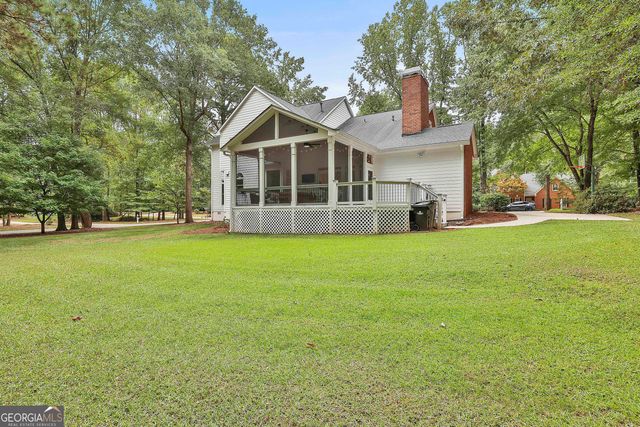 403 Dartmouth Place E, Peachtree City, GA 30269