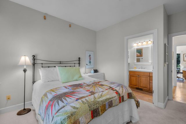 16923 Royal Coachman Drive, Sisters, OR 97759