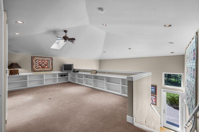 16923 Royal Coachman Drive, Sisters, OR 97759