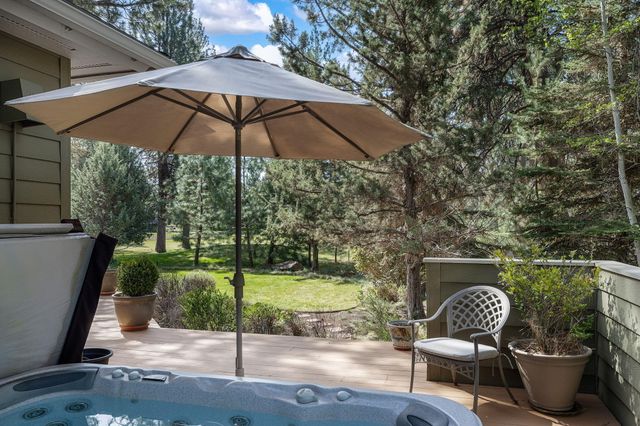 16923 Royal Coachman Drive, Sisters, OR 97759