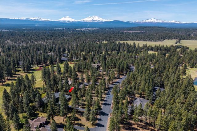 16923 Royal Coachman Drive, Sisters, OR 97759