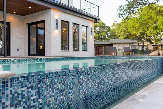 3805 Rockledge DR, Austin, TX 78731