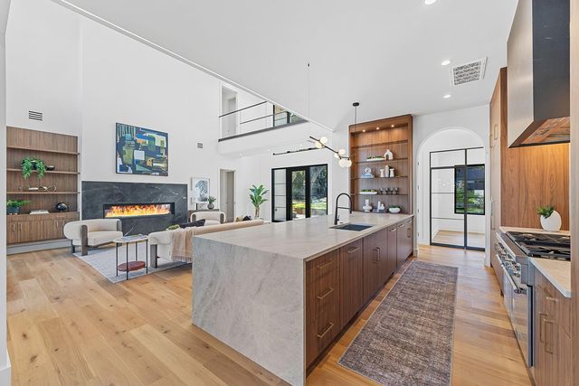 3805 Rockledge DR, Austin, TX 78731