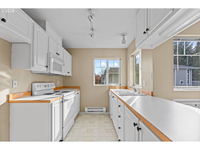 16252 Sw AUDUBON St, Beaverton, OR 97003