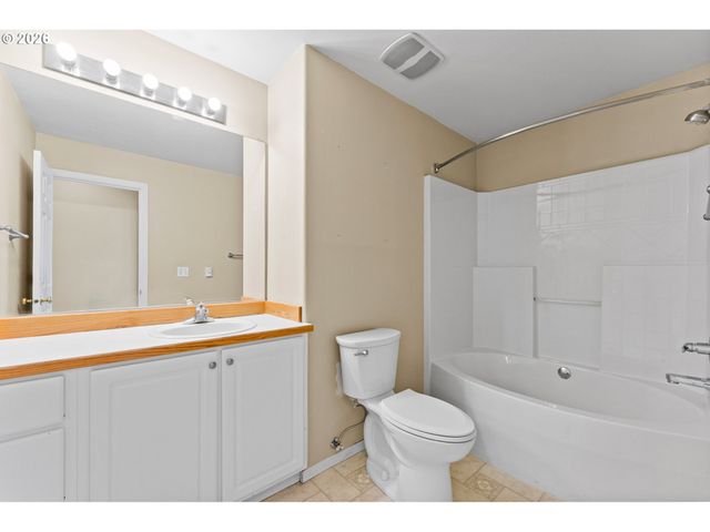 16252 Sw AUDUBON St, Beaverton, OR 97003