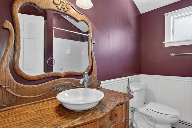 26 Mechanic St, Holliston, MA 01746